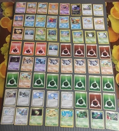 Pokémon Trading Cards Collection + holo